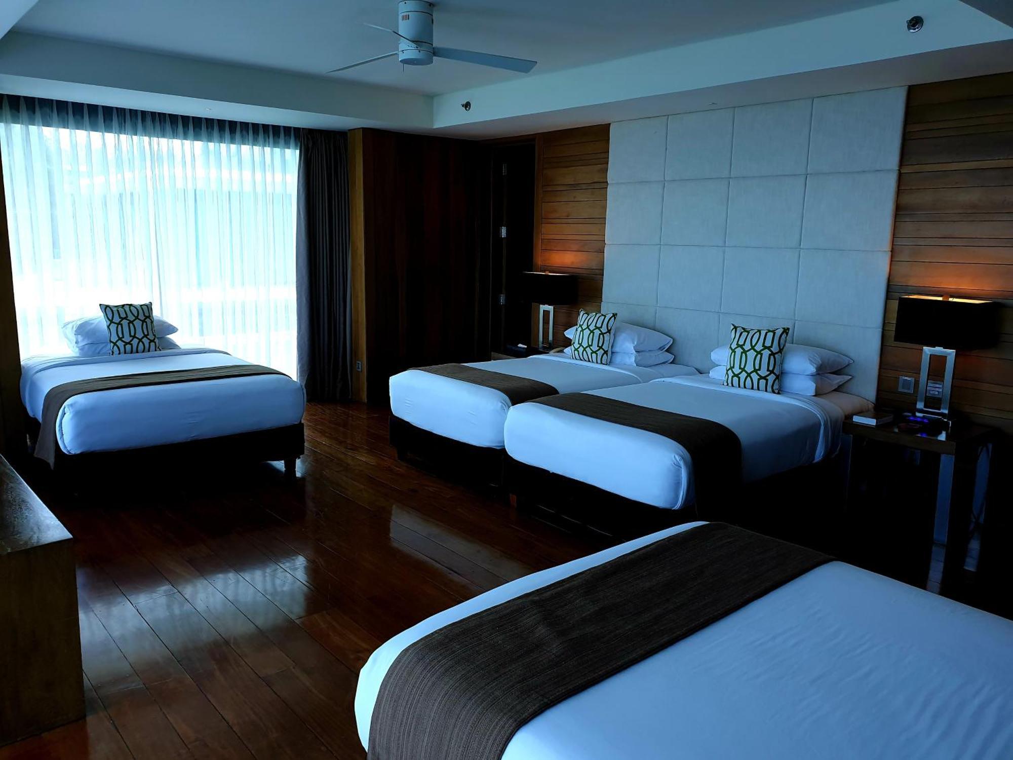 Escala Tagaytay Hotel Tagaytay City Exterior photo