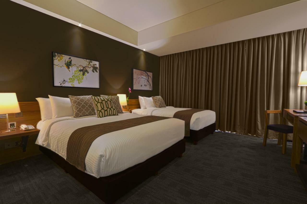 Escala Tagaytay Hotel Tagaytay City Exterior photo